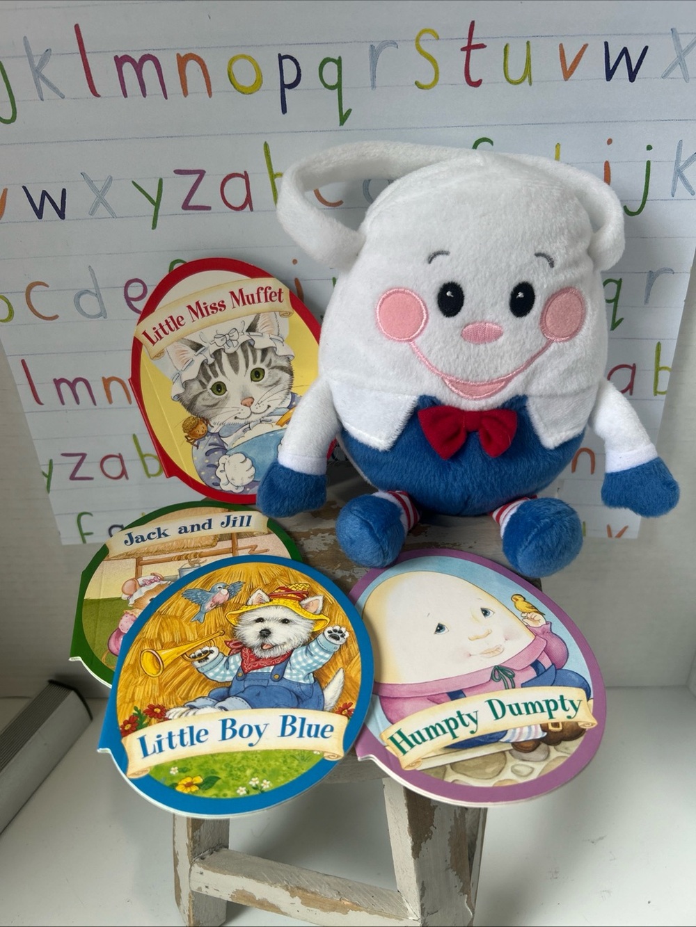 Humpty Dumpty Plush Book Carrier w/ 4 Nursery Rhyme Books Adorable 8” Toy Learn